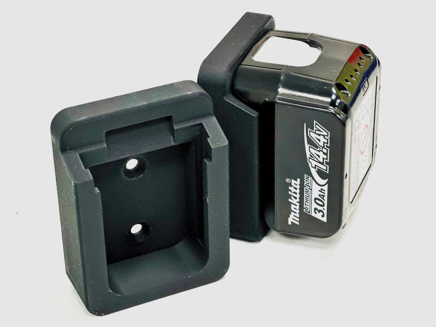 Akkuhalter für MAKITA | 18V | 14,4V | Wandhalterung | Wandhalter | Befestigung | Wall Mount | Battery Mount | Battery Holder